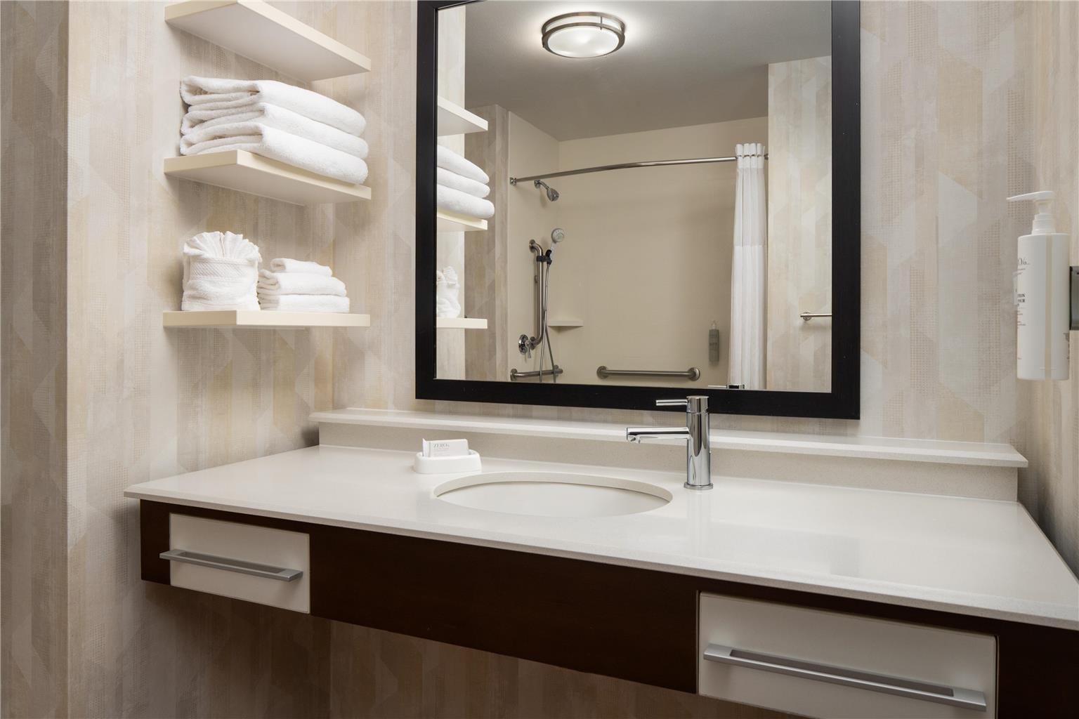 Фото Hampton Inn & Suites Whitefish