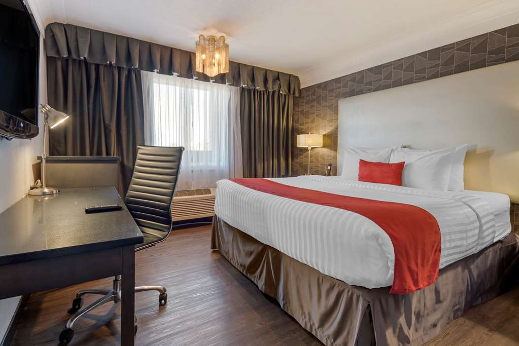 Фото Best Western Plus Village Park Inn