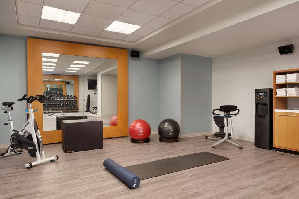 Фото DoubleTree by Hilton New York Downtown