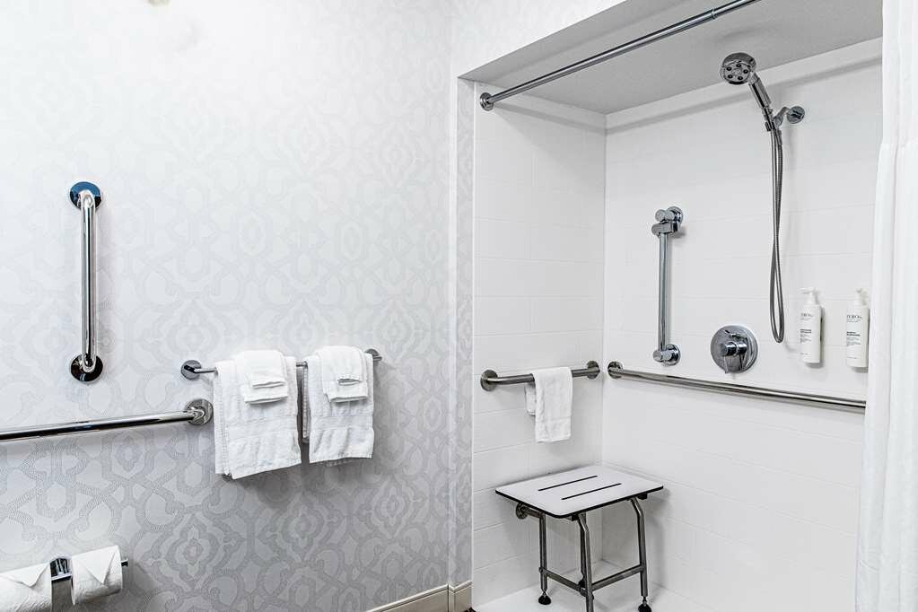 Фото Hampton Inn & Suites Charleston/West Ashley