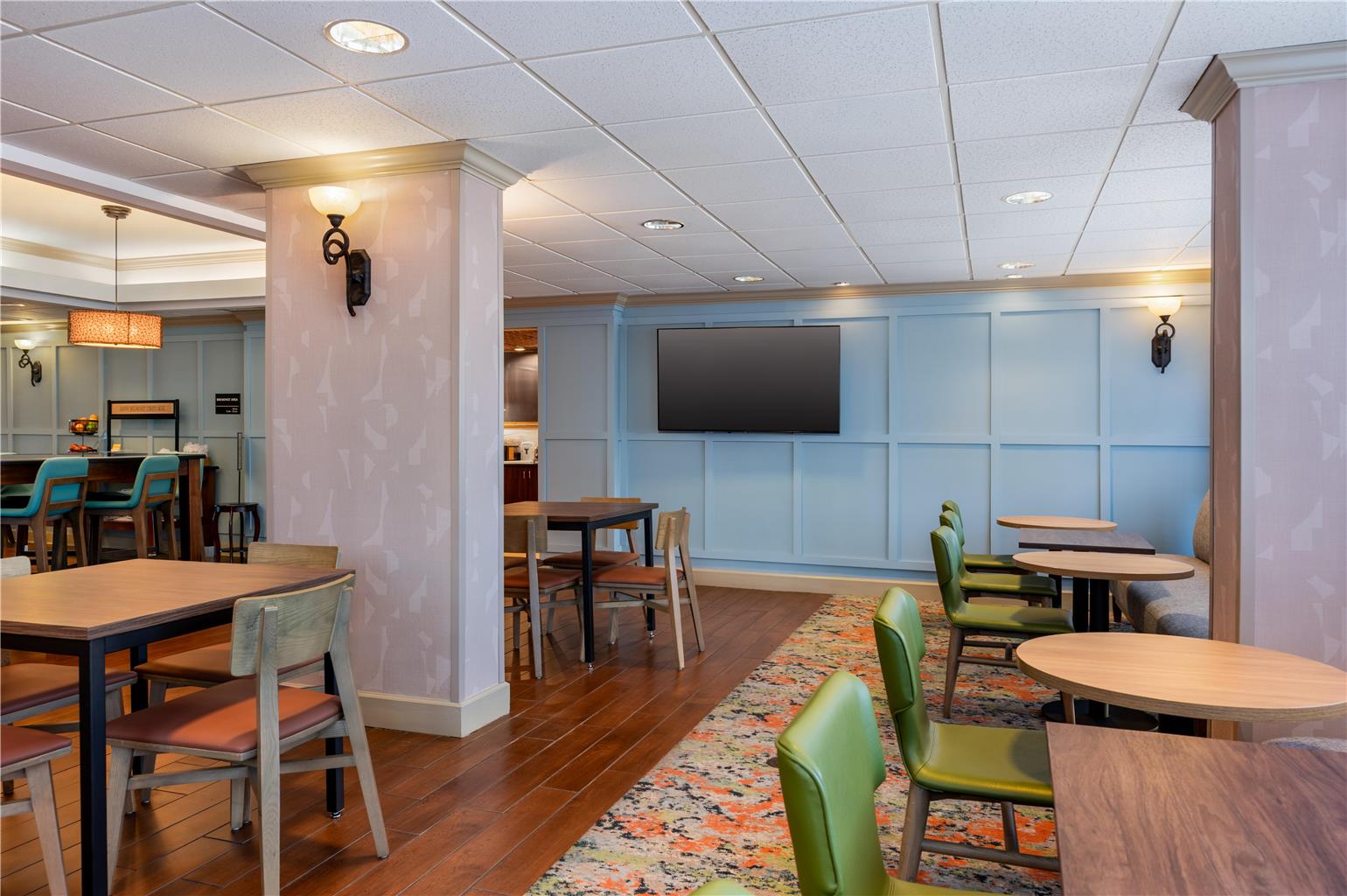 Фото Hampton Inn South Hill