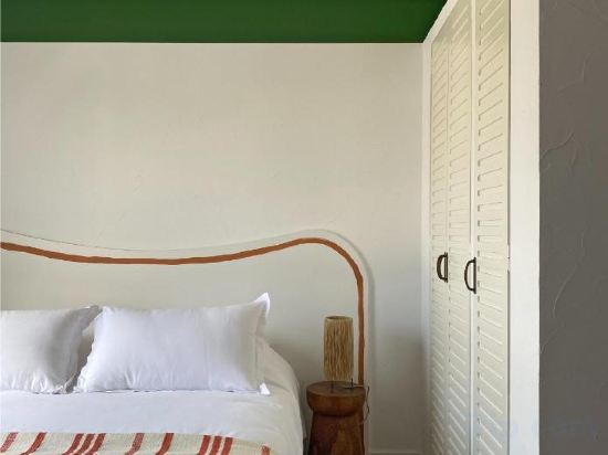 Фото Hôtel le Sud