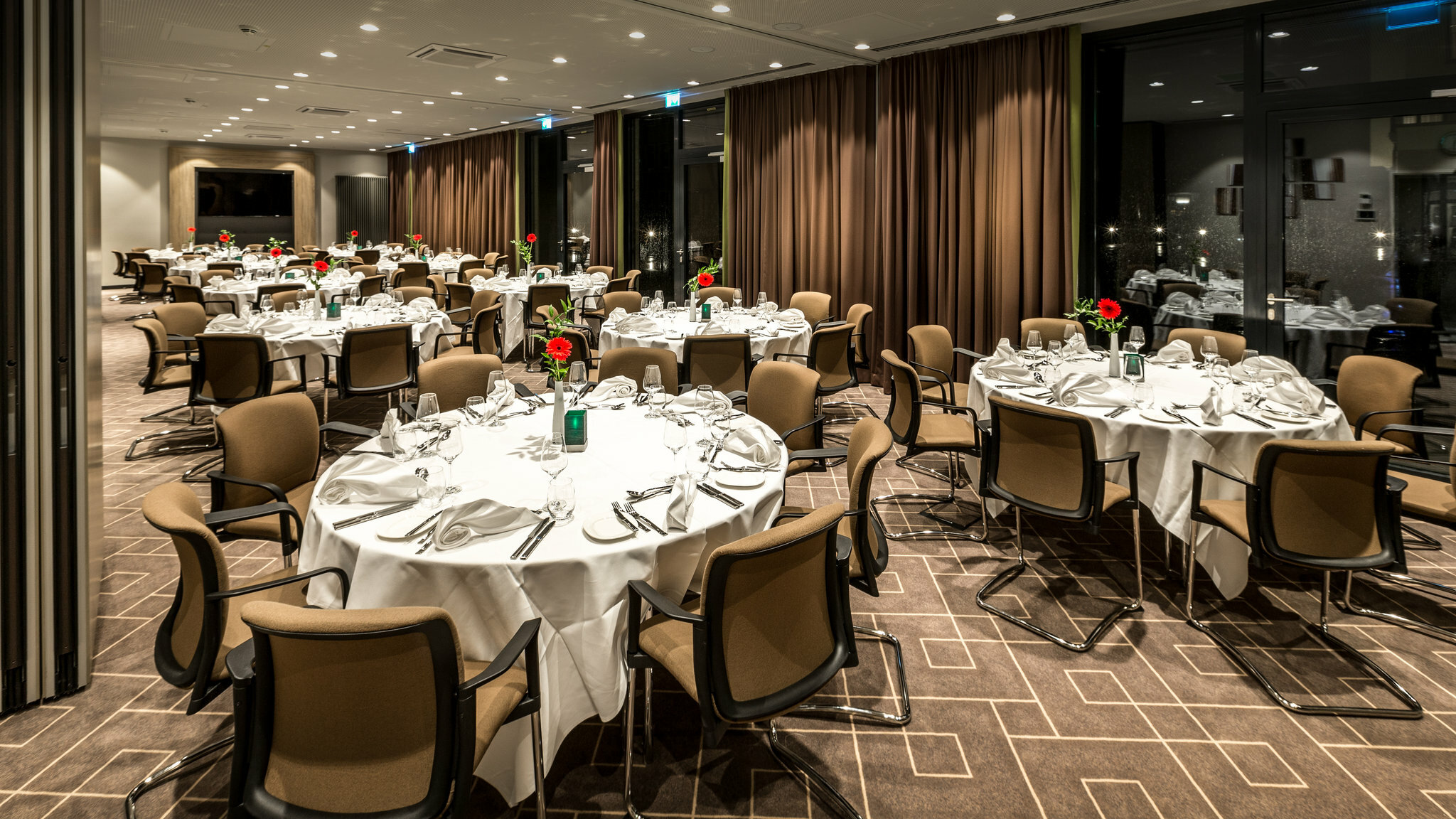 Фото Holiday Inn Express Munich - City East, an Ihg Hotel