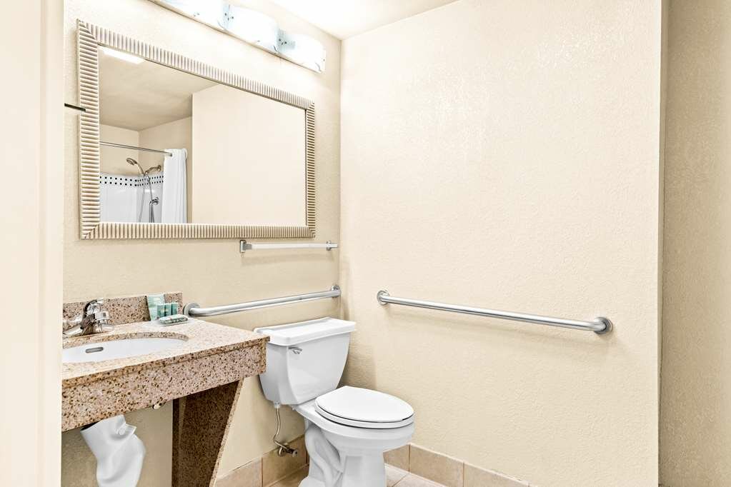 Фото Best Western Gwinnett Center Hotel