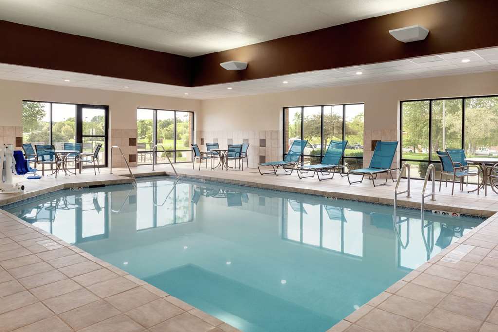 Фото Hampton Inn West Des Moines Lake Drive