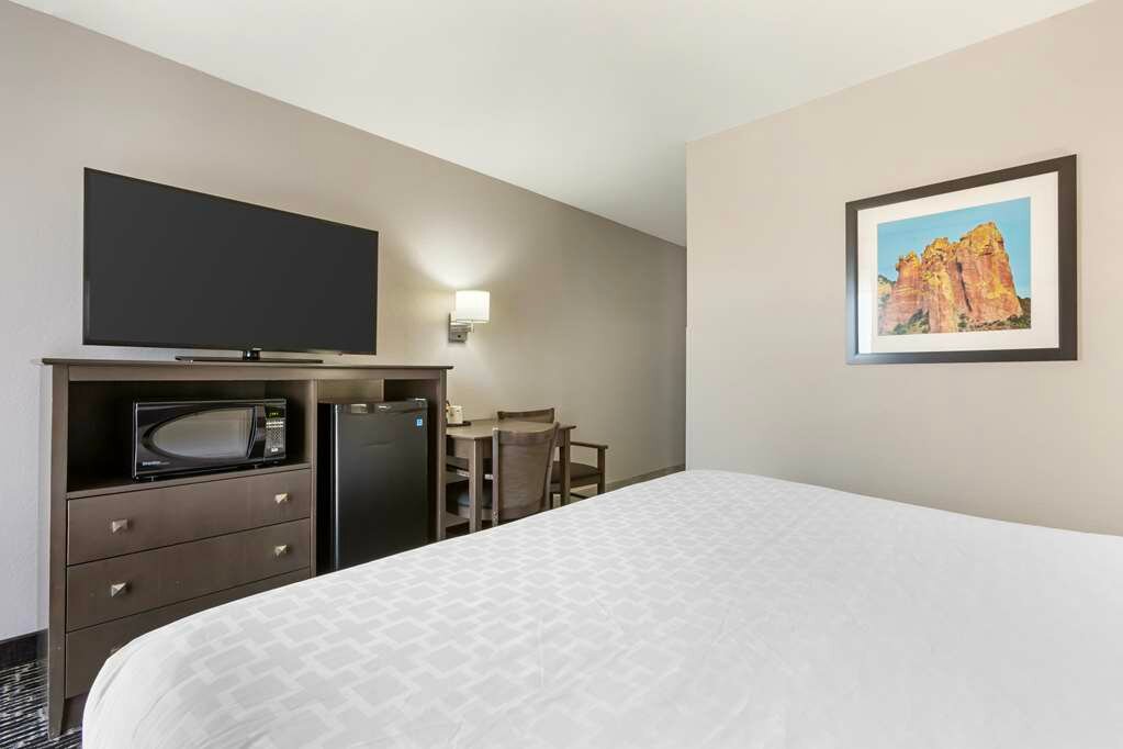 Фото Best Western Plus Sun Canyon