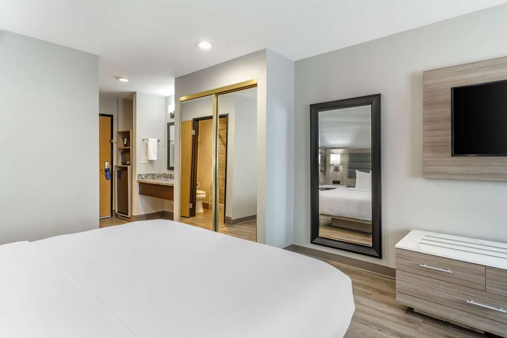 Фото Best Western Plus Vineyard Inn