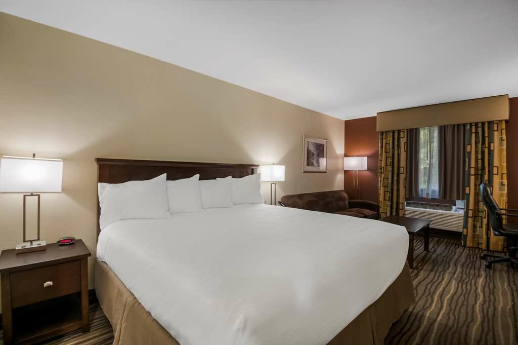 Фото Best Western Cottage Grove Inn
