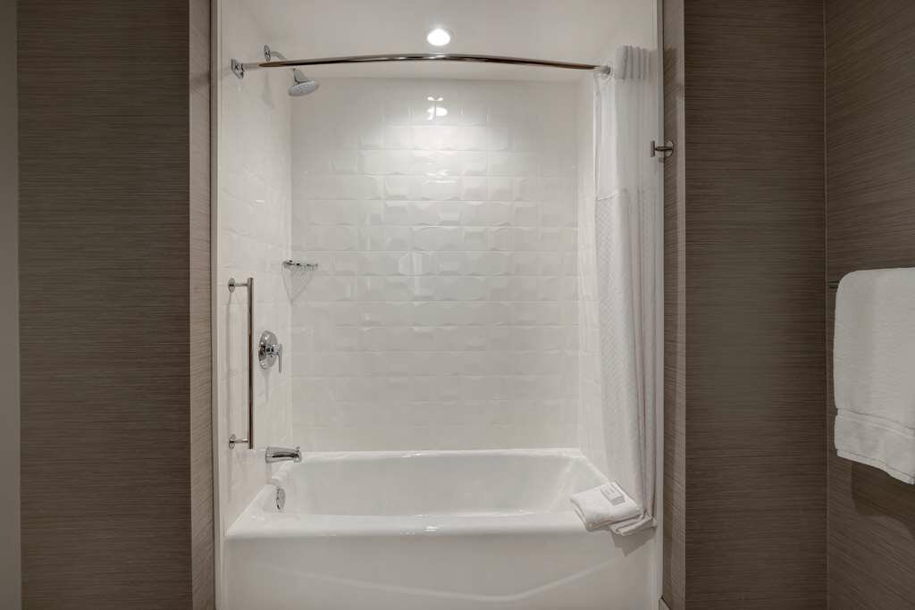 Фото Hilton Garden Inn Anaheim Resort
