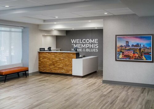 Гостиница Hampton Inn & Suites Memphis-Shady Grove в Мемфисе