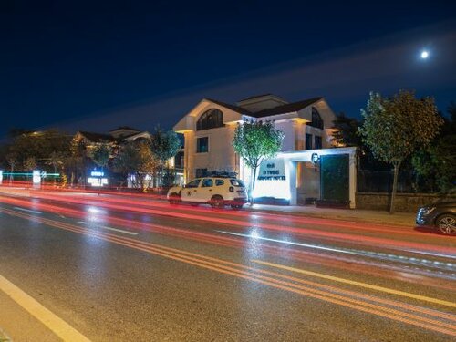 Внешний вид отеля D Twins Airport Hotel в Арнавуткёйе, фото 4