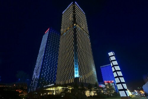 Внешний вид отеля Pullman Yantai Center в Яньтае, фото 2