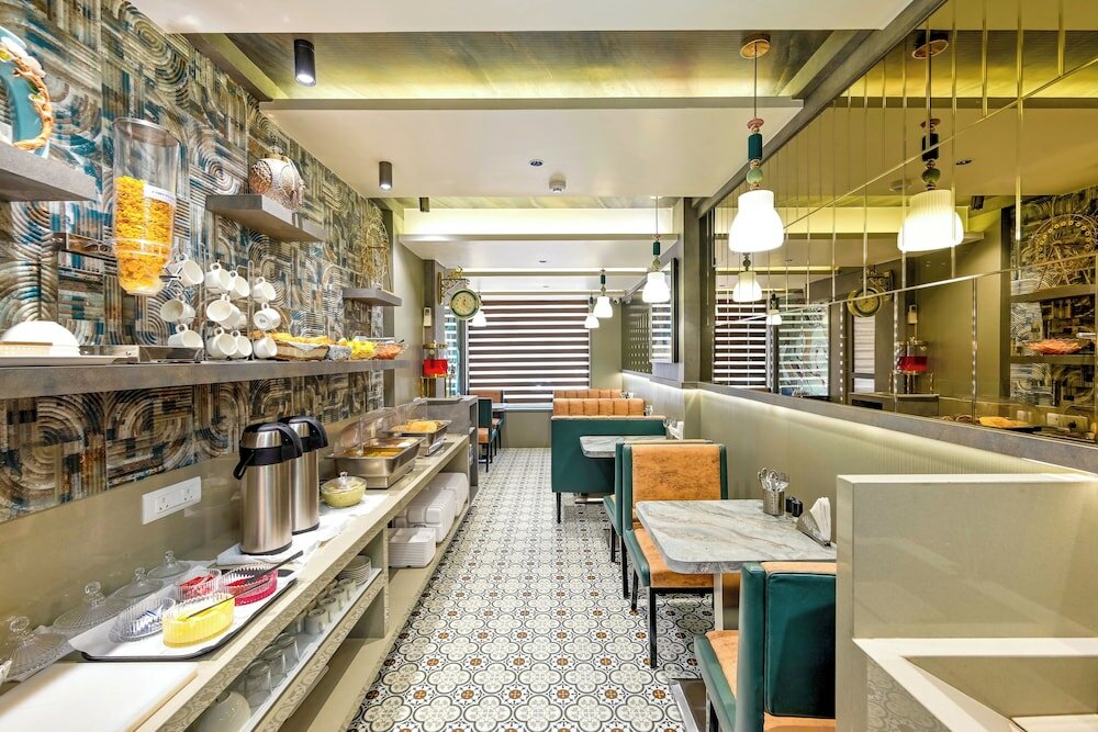 Фото Hotel Kalpana Palace