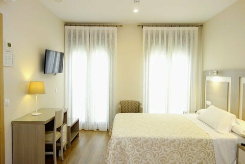 Внешний вид отеля Hostal Toledo в Толедо, фото 2