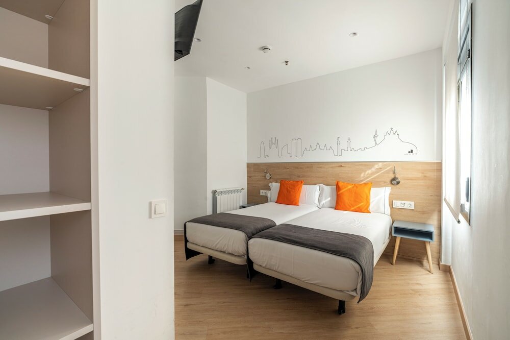 Фото Hostal Sans