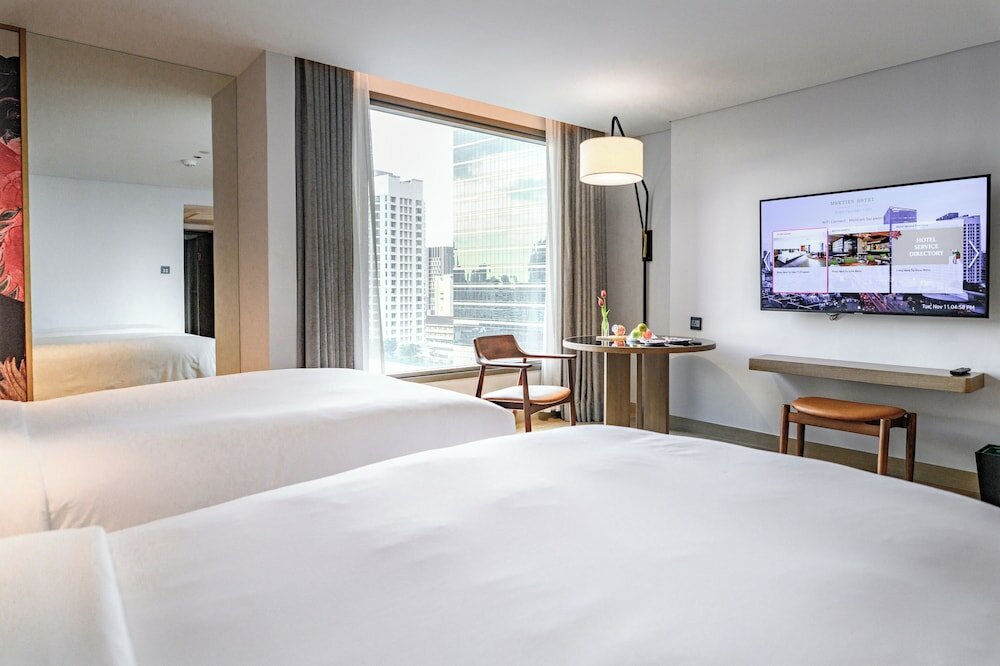 Фото Montien Hotel Surawong Bangkok