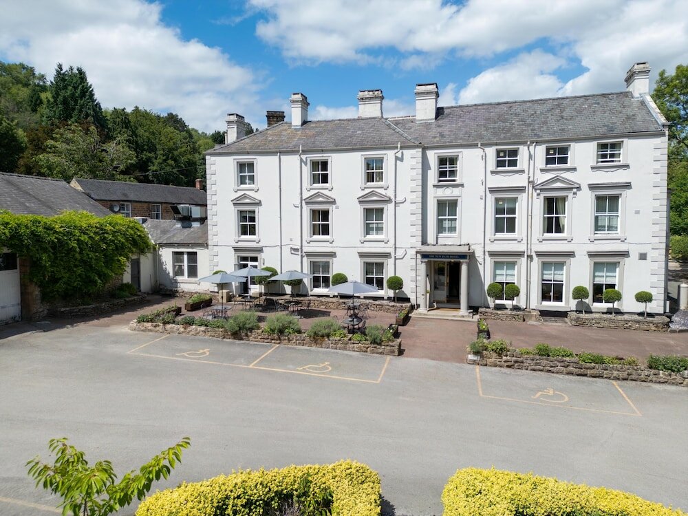 Фото New Bath Hotel and SPA