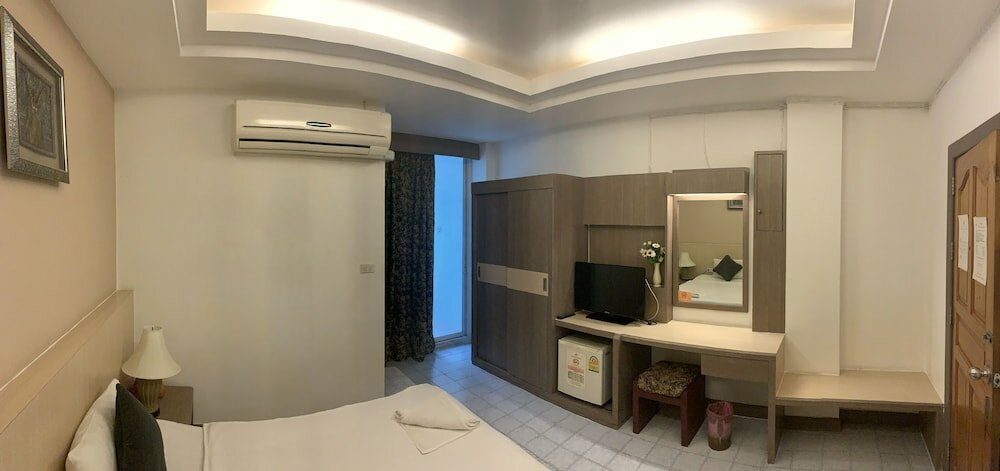 Фото Romeo Palace Hotel