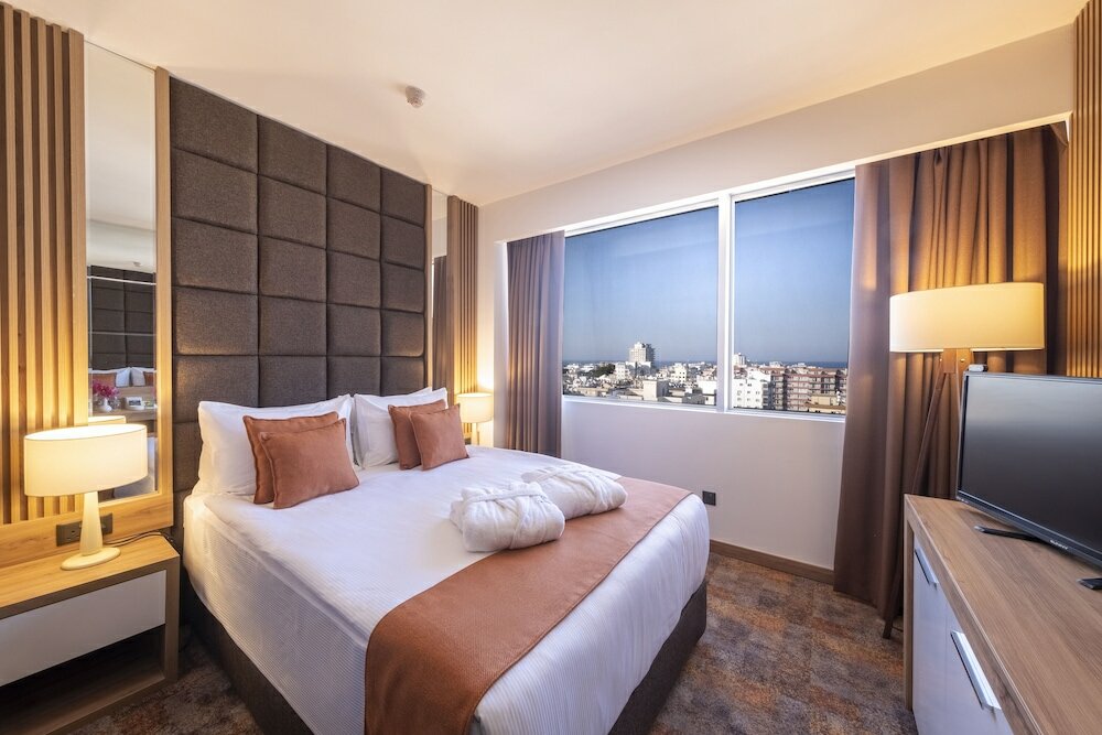 Фото Grand Sapphire City Hotel