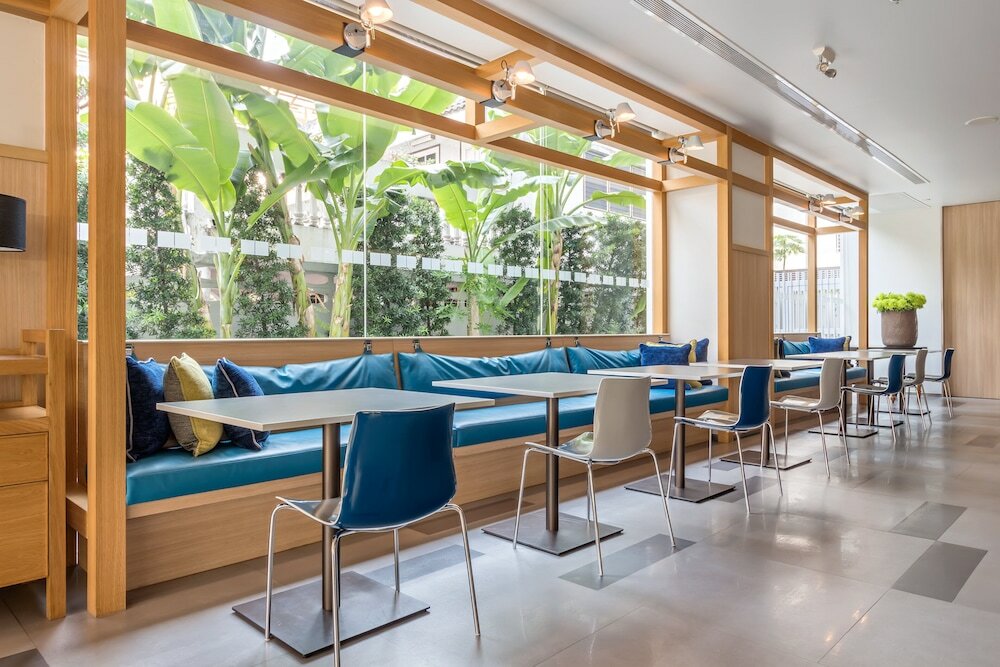 Фото Holiday Inn Express Bangkok Sathorn
