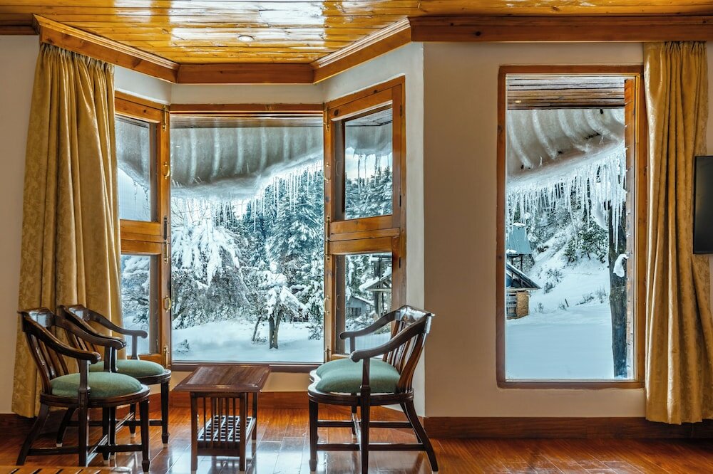 Фото Hotel Heevan Pahalgam