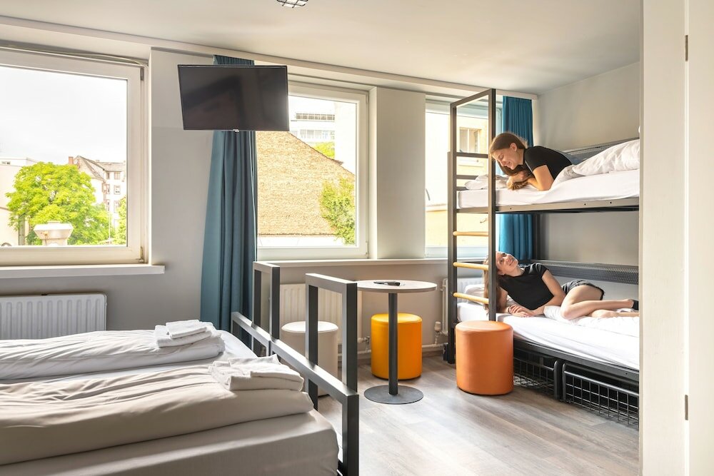 Фото A&o Frankfurt Galluswarte