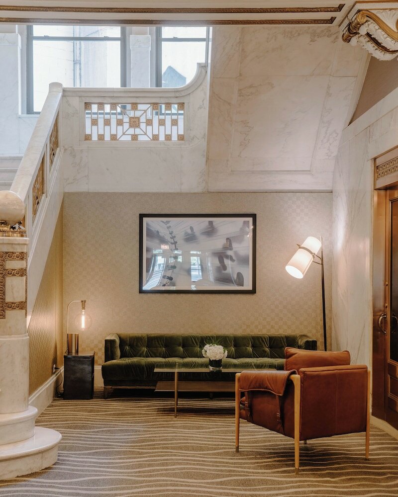 Фото Club Quarters Hotel, Wacker at Michigan, Chicago
