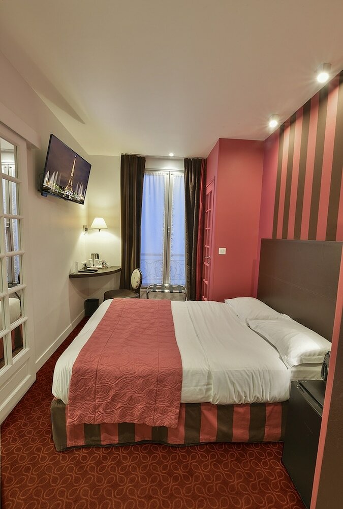 Фото Hotel Star Champs Elysées