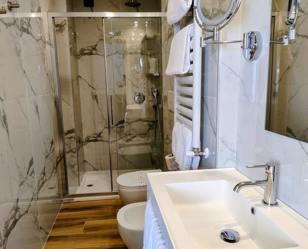 Фото IH Hotels Milano Bocconi