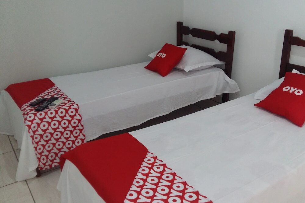 Фото Oyo Pousada Paraná, Cuiabá