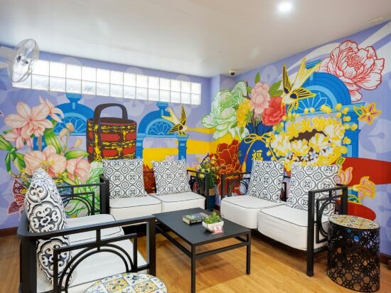 Фото Days Inn by Wyndham Patong Beach Phuket