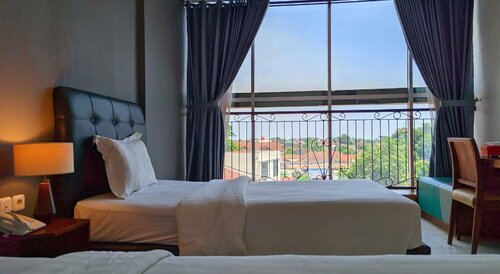 Гостиница Hotel Nalendra Plaza Subang в Субанге