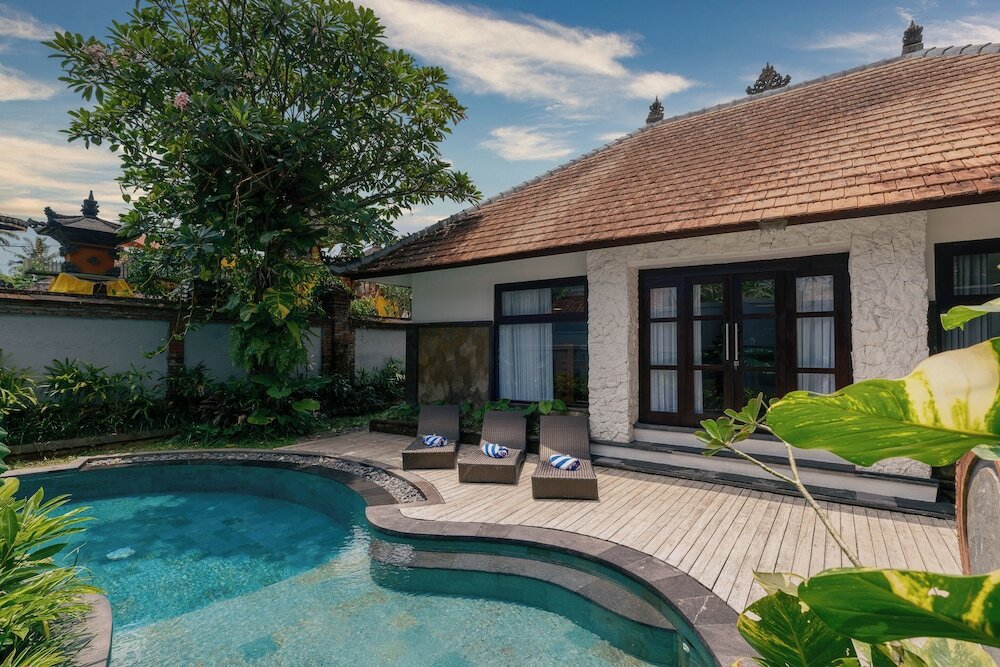 Фото Chandi Hotel