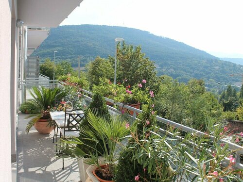 Гостиница Bed and Breakfast Grace L'Aquila в Л’Акуиле