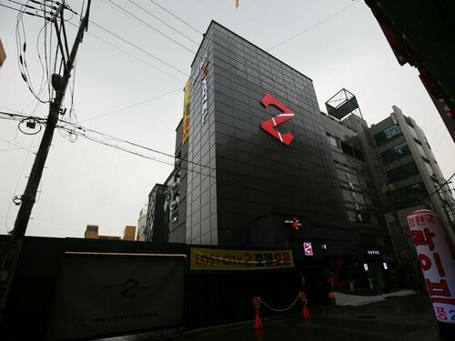 Гостиница Lost City Z Hotel в Чхунчхон-Пукто