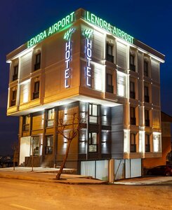 Гостиница Lenora Airport Hotel