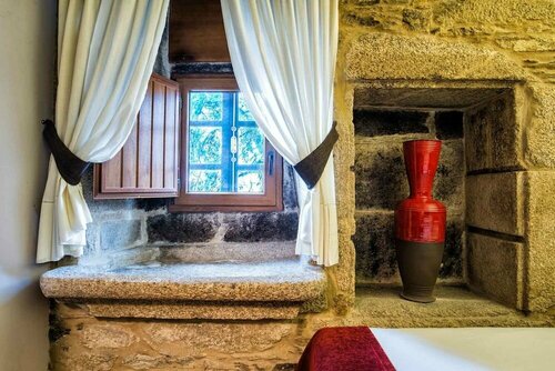 Гостиница Hotel Alda Bonaval в Сантьяго-де-Компостела