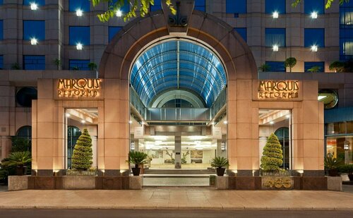 Гостиница Marquis Sky Suites в Мехико