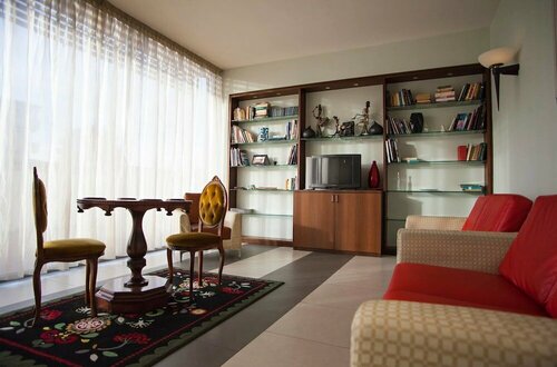Гостиница West Florence Hotel в Синье
