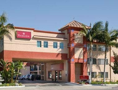 Гостиница Ramada by Wyndham Culver City в Калвер-Сити