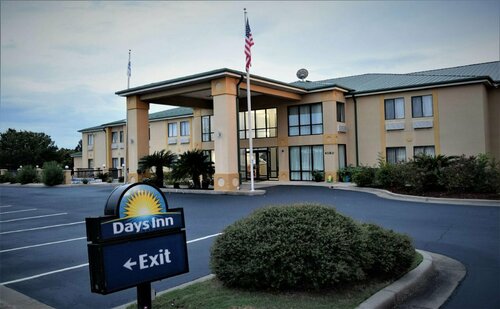 Гостиница Days Inn by Wyndham Montgomery в Монтгомери