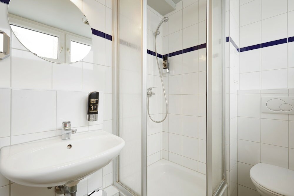 Фото A&o Dusseldorf Hauptbahnhof