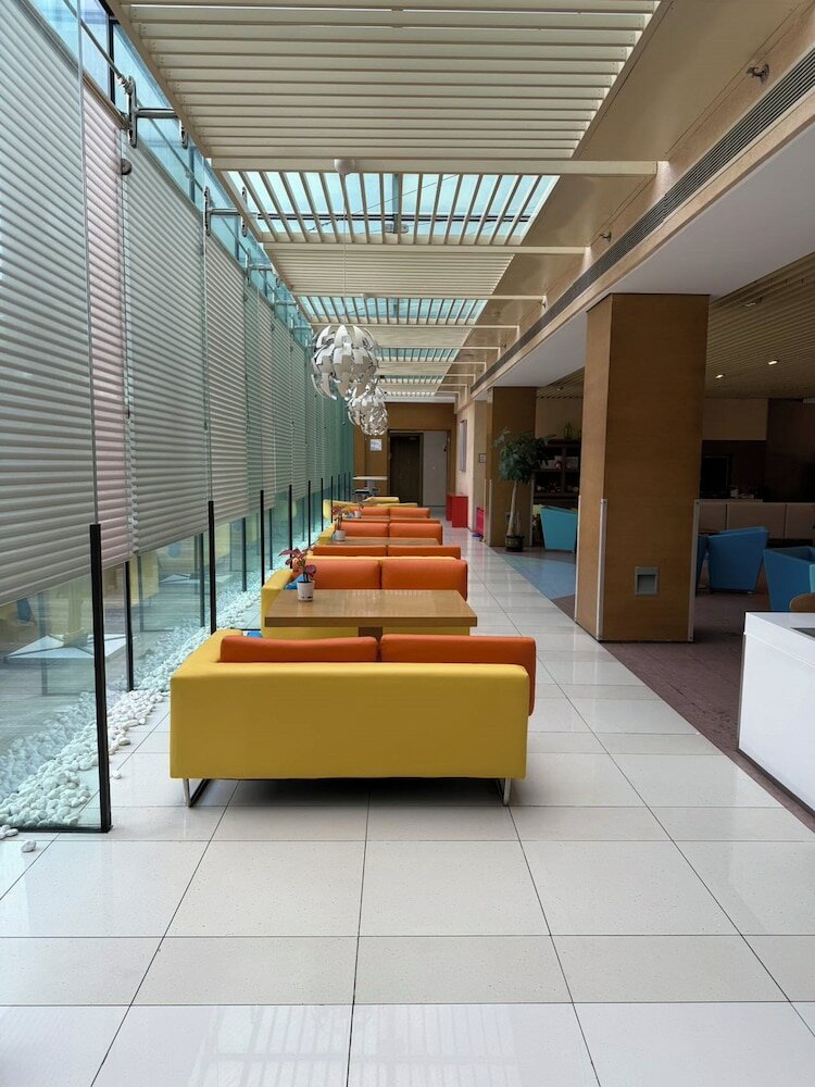 Фото Holiday Inn Express Beijing Airport Zone