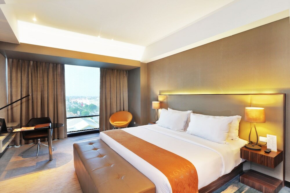 Фото Swiss-Belhotel Cirebon