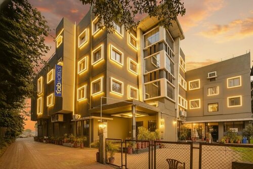 Гостиница Fabhotel Bee Town в Индауре