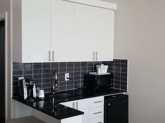 Фото Liberty Suites Hotel