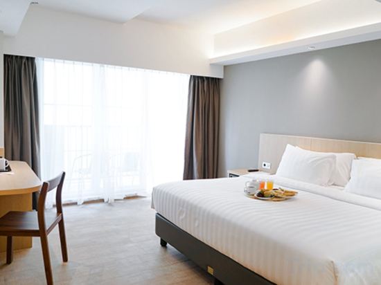 Фото Aveta Hotel Malioboro