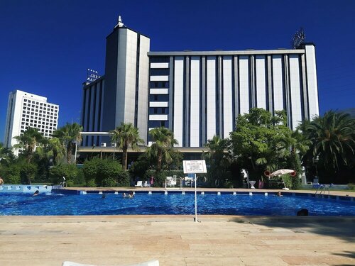 Гостиница Hotel Buyuk Saruhan в Юнусэмре