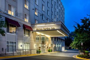 Гостиница Hilton Garden Inn Tysons Corner