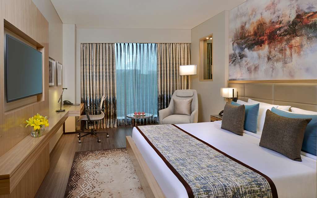 Фото Radisson Hotel Mumbai Andheri MIDC
